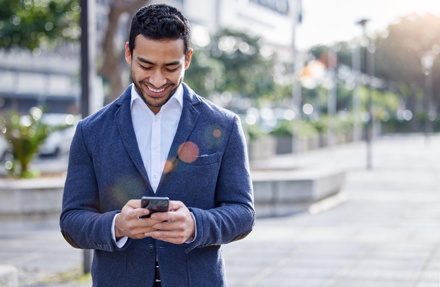 <p><strong>Guía para integrar onboarding, firma y notificación desde una sola solución</strong></p>